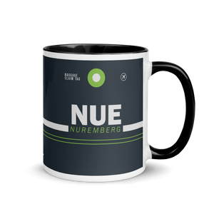 NUE - Nuremberg Flughafencode Tasse mit farbiger Innenseite