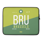 Lade das Bild in den Galerie-Viewer, BRU - Brussels Laptop Sleeve Tasche 13in und 15in mit Flughafencode
